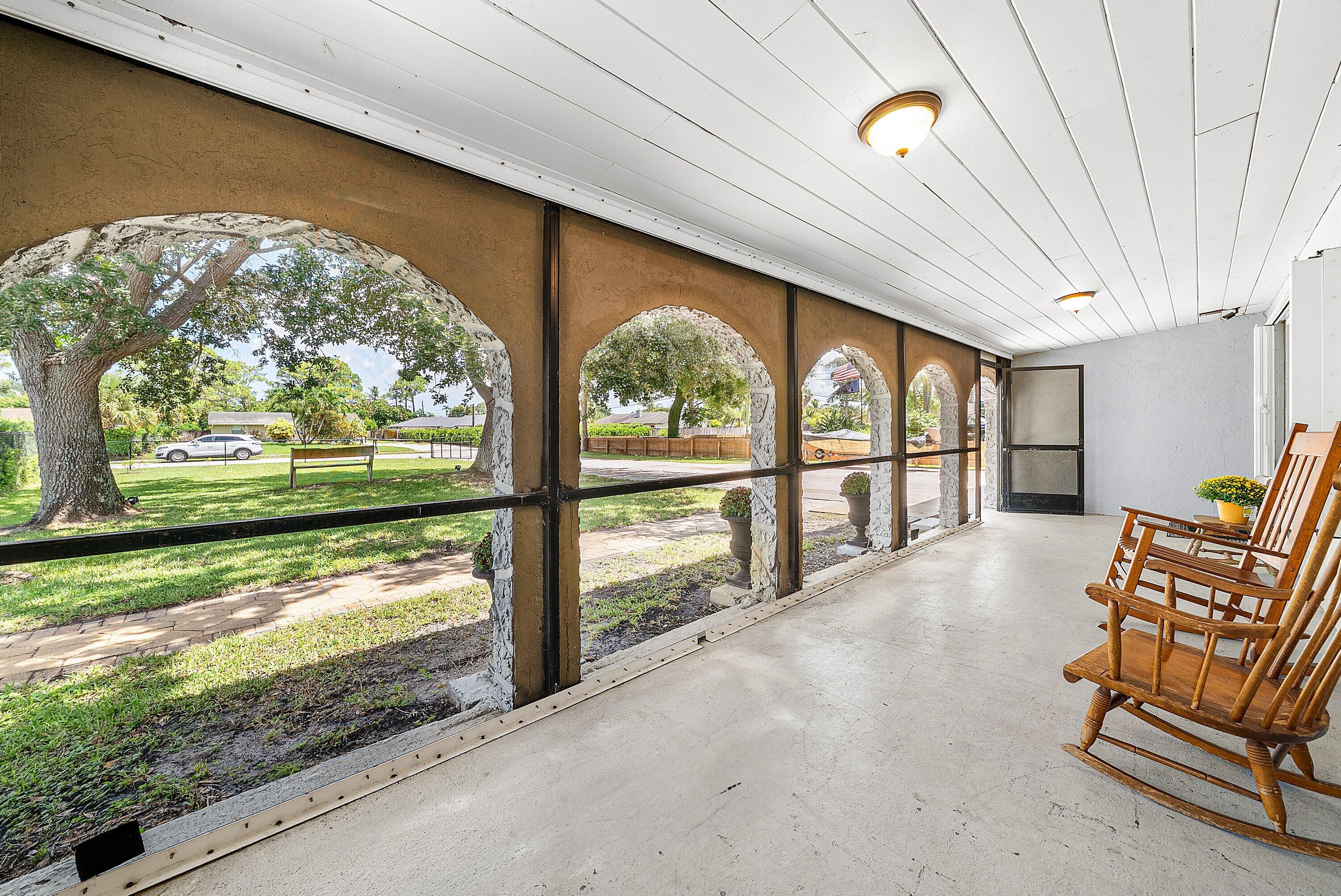 5587 3rd Road Lake Worth, FL 33467 - Photo 8 of 61 010-5587ThirdRd-LakeWorth-SMALL