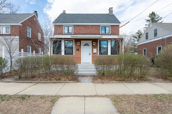 $389,900 | 19 Grand Avenue, Nashua, NH 03060