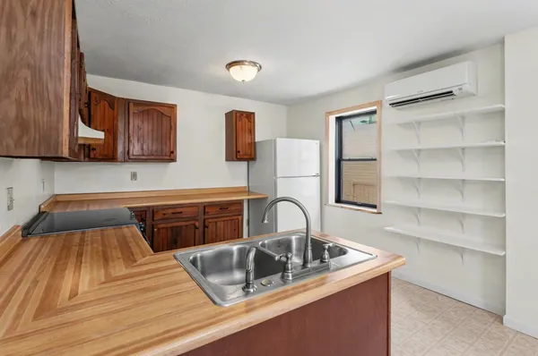$389,900 | 19 Grand Avenue, Nashua, NH 03060