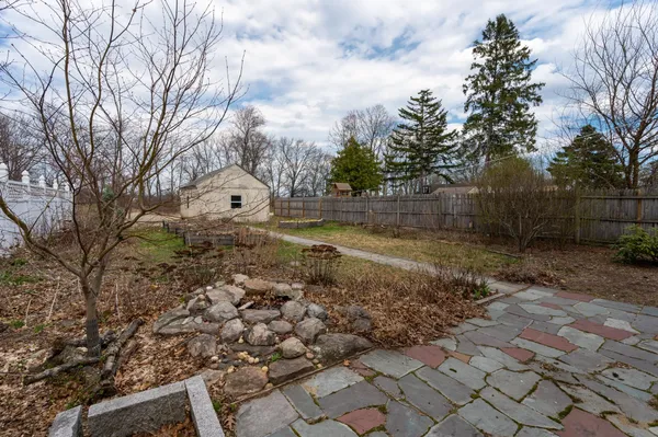 $389,900 | 19 Grand Avenue, Nashua, NH 03060