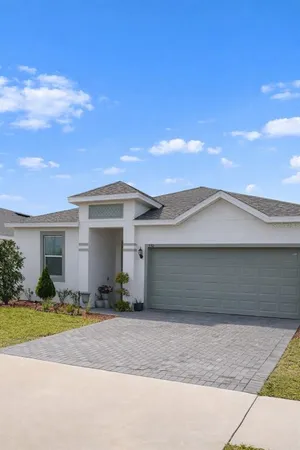 $2,700 | 570 Feltrim Manor Road, Haines City, FL 33844