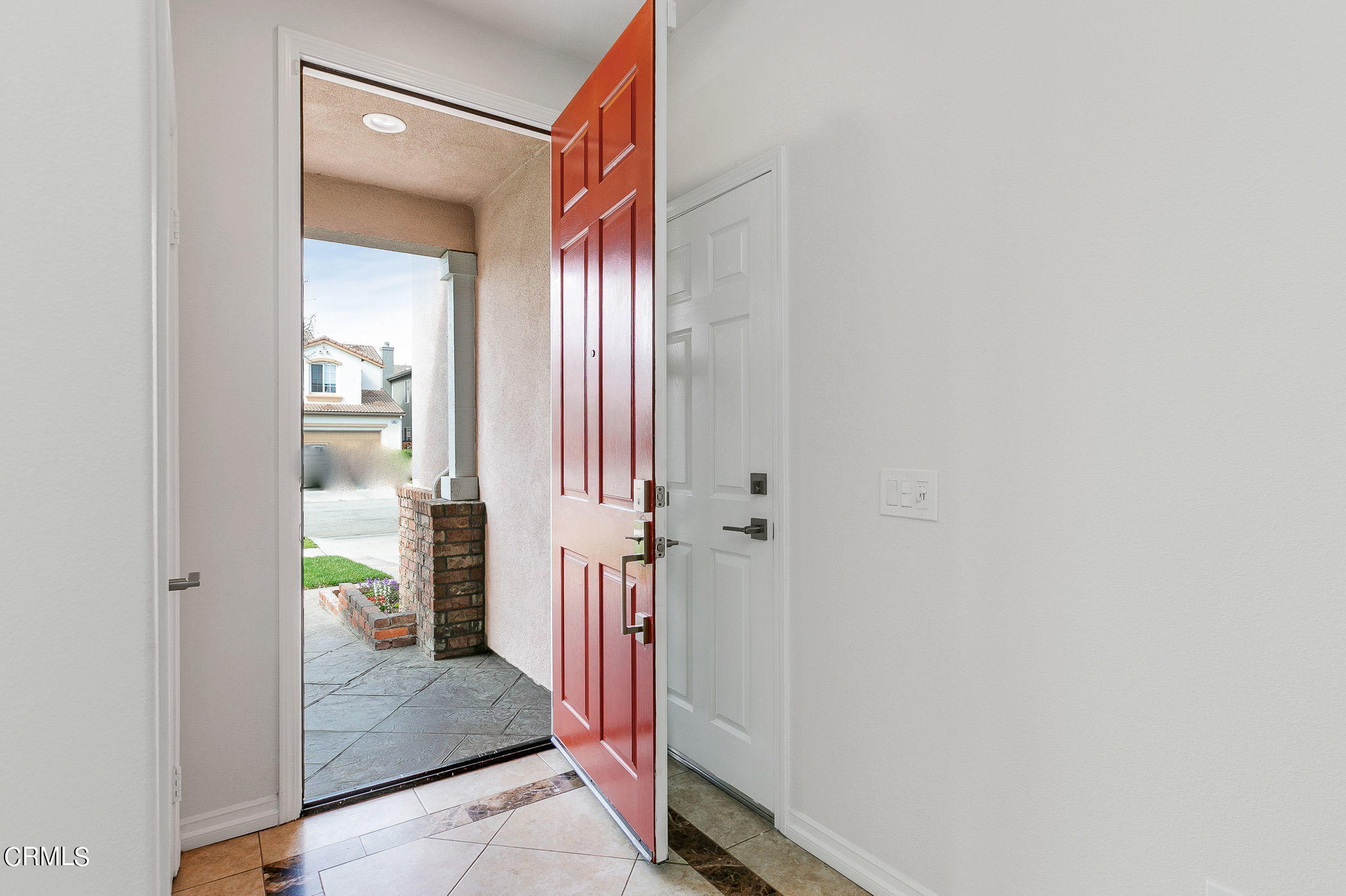 1860 Ribera Drive Oxnard, CA 93030 - Photo 5 of 35 5