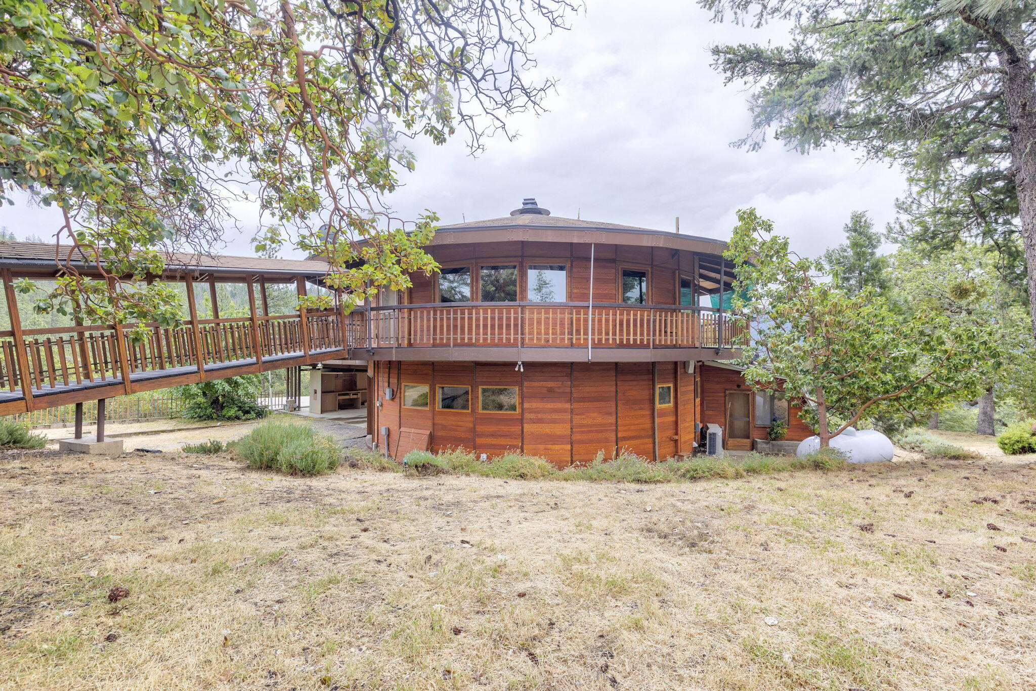 1-web-or-mls-9595-sterling-creek-rd