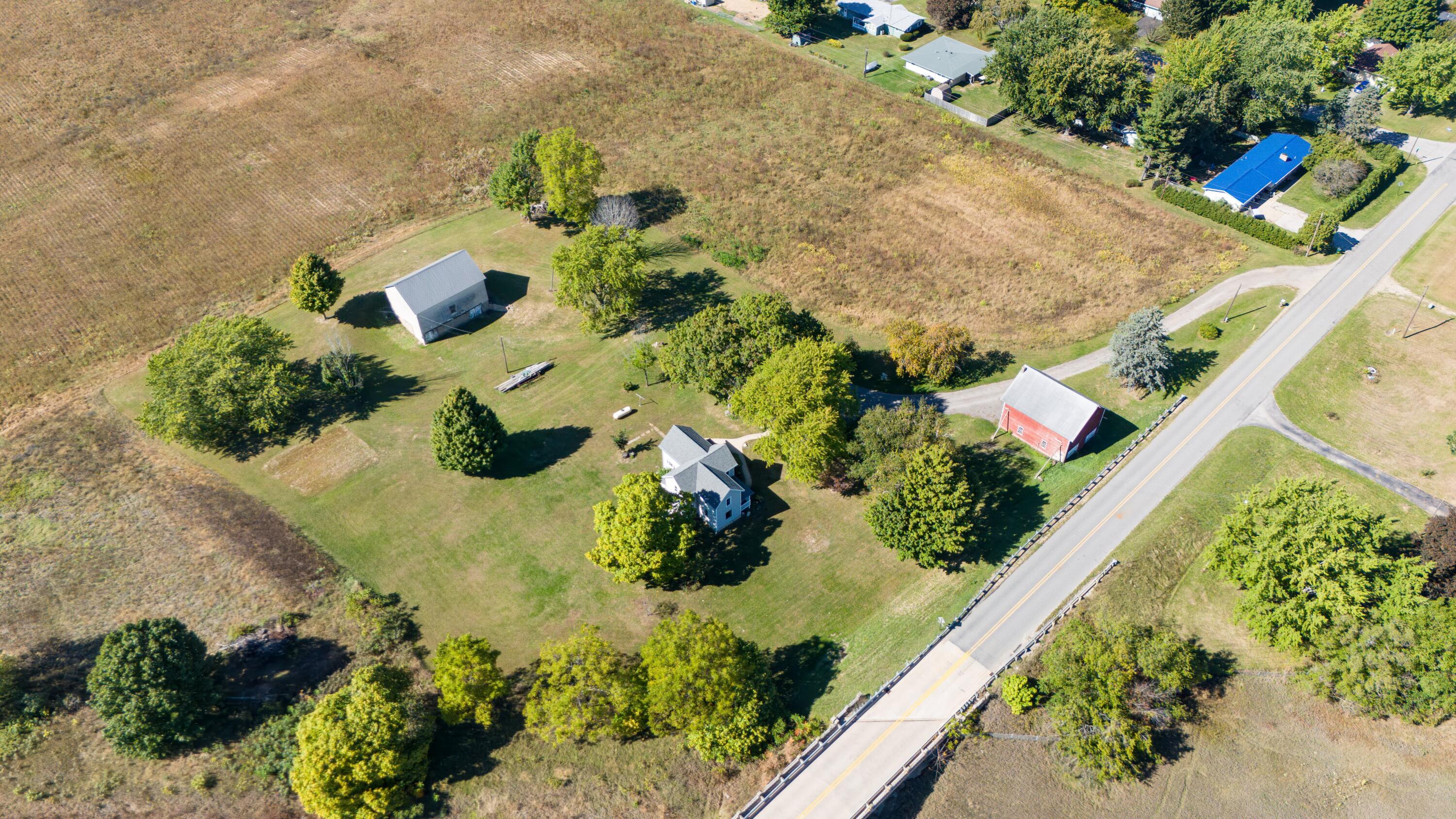 3248 Park Road Coloma, MI 49038 - Photo 30 of 34 DJI_20241002143903_0009_D-Enhanced-NR