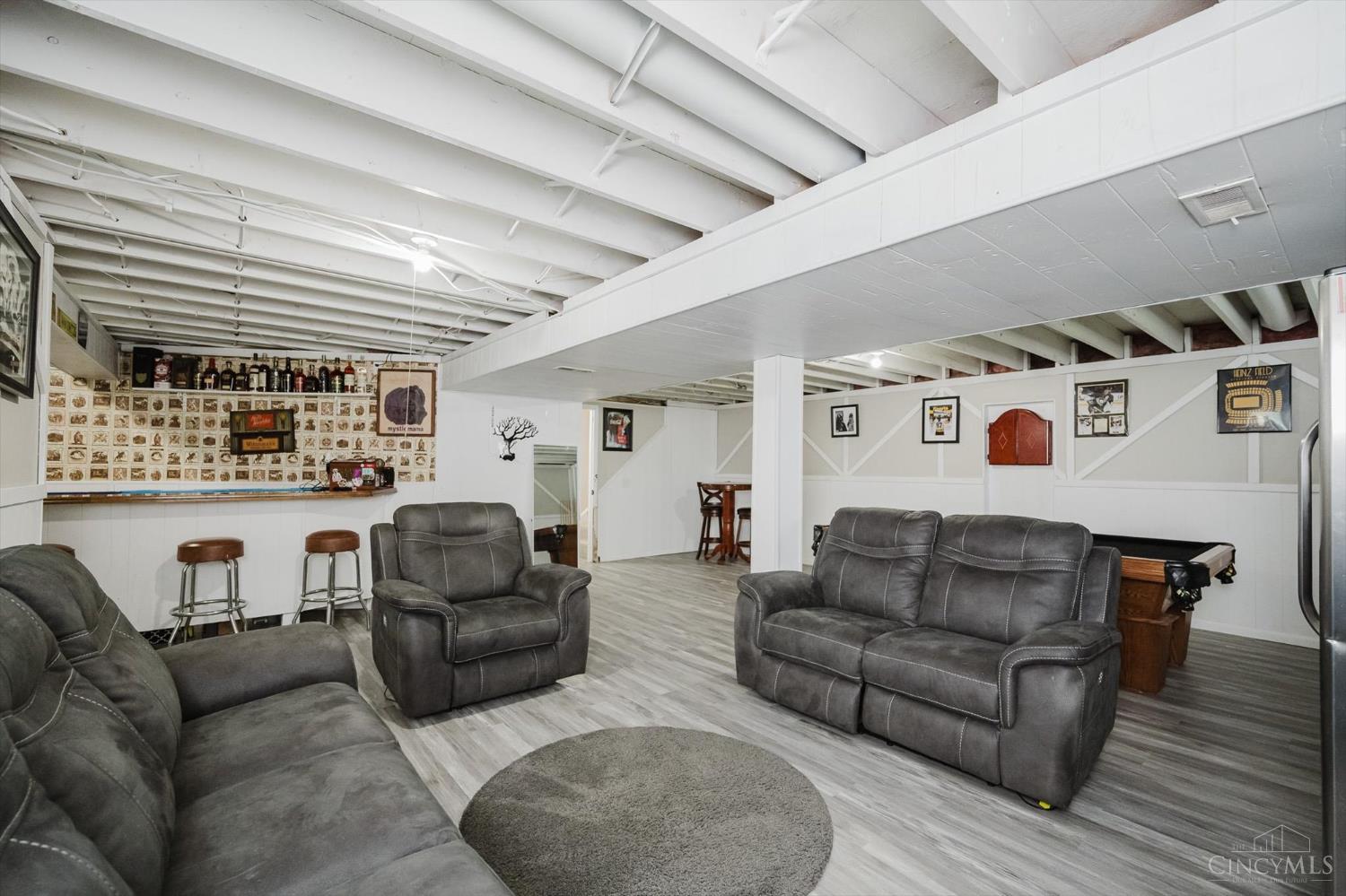 4421 Springdale Road Cincinnati, OH 45251 - Photo 32 of 40 Gallery Image 32