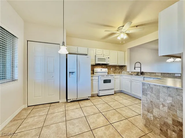 $1,695 | 10010 Maddox Lane, Unit 318, Bonita Springs, FL 34135