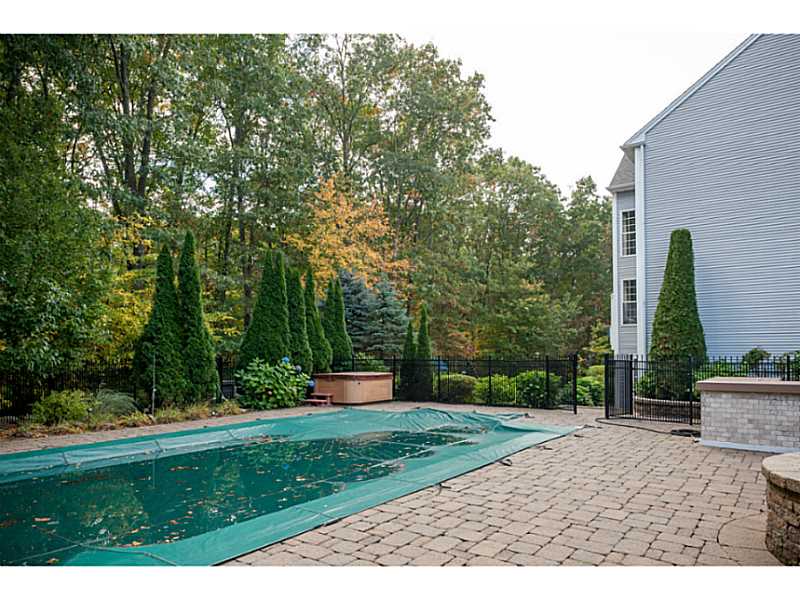 167 Castle Rocks Road Warwick, RI 02886 - Photo 23 of 25 Swimming Pool/Hot Tub/Sauna.