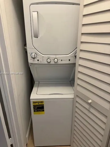 $2,100 | 2091 Northwest 96th Terrace, Unit 13L, Pembroke Pines, FL 33024