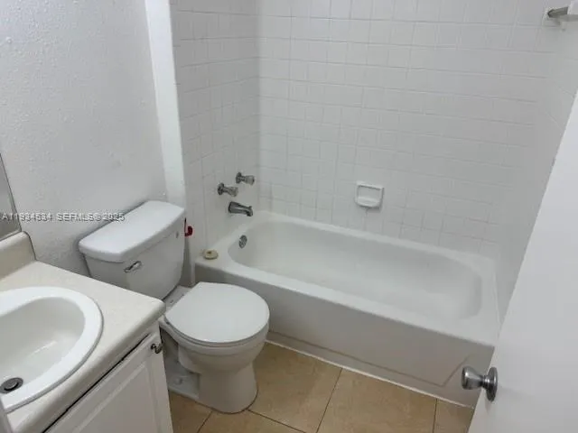 $2,100 | 2091 Northwest 96th Terrace, Unit 13L, Pembroke Pines, FL 33024