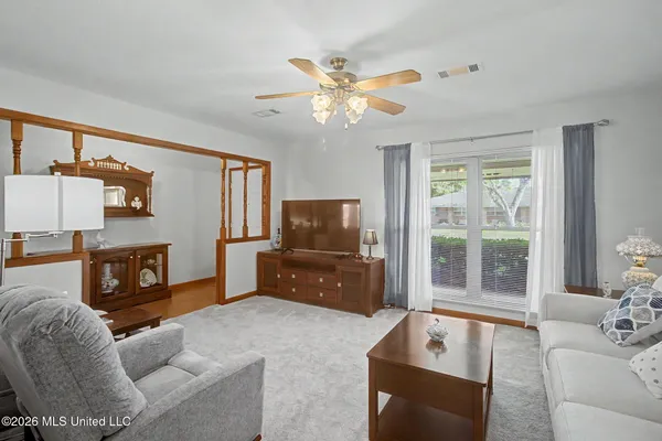 $250,000 | 4 Northwood Drive, Long Beach, MS 39560