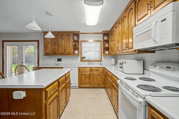 $250,000 | 4 Northwood Drive, Long Beach, MS 39560