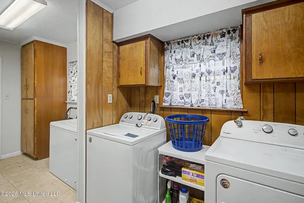 $250,000 | 4 Northwood Drive, Long Beach, MS 39560