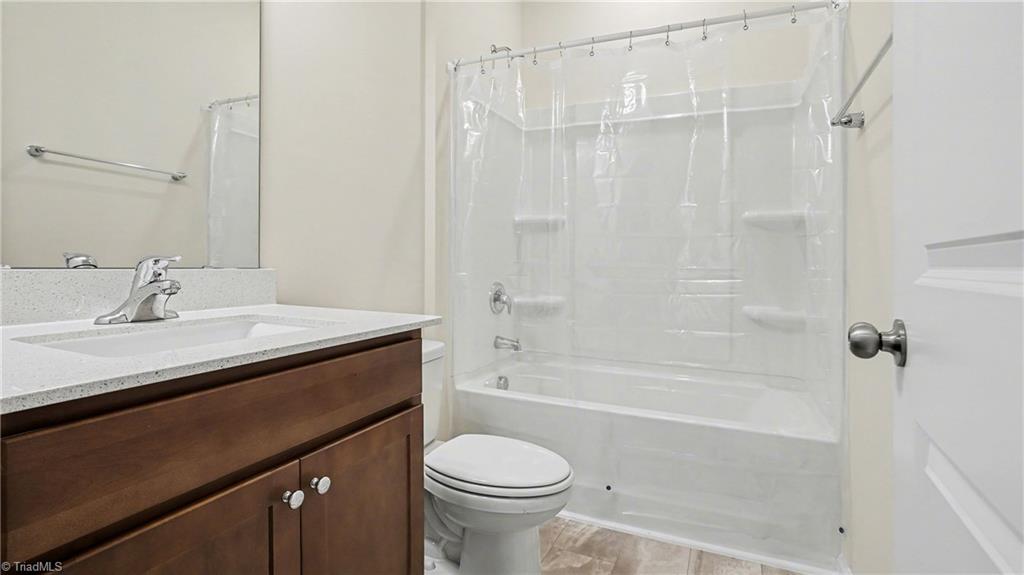 940 Bloomington Way High Point, NC 27265 - Photo 17 of 27 Gallery Image 17