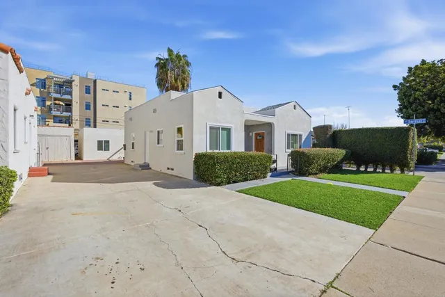 $1,599,000 | 249-51 Garrett Avenue, Chula Vista, CA 91910