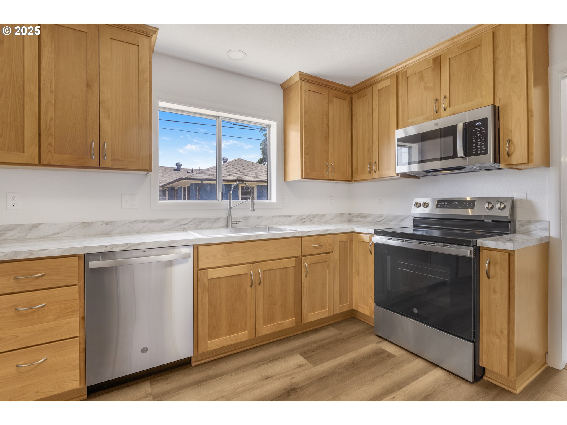 929 Darlene Avenue Springfield, OR 97477 - Photo 15 of 34 Gallery Image 15