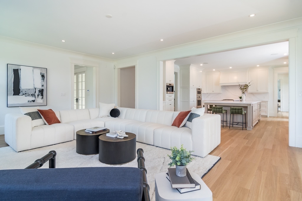 96 Love Lane Weston, MA 02493 - Photo 14 of 37