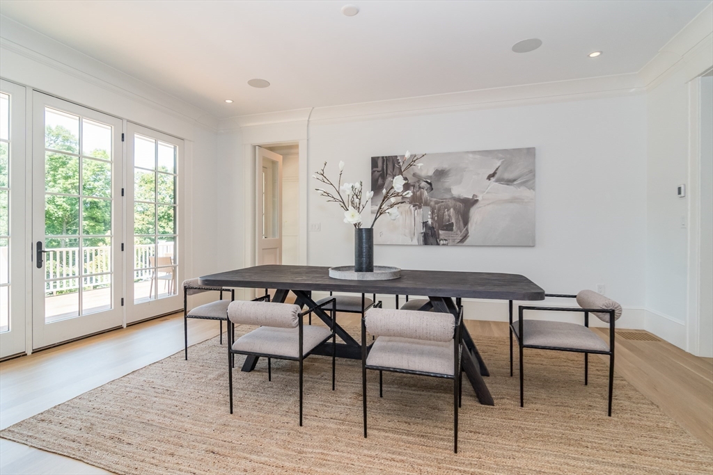 96 Love Lane Weston, MA 02493 - Photo 18 of 37