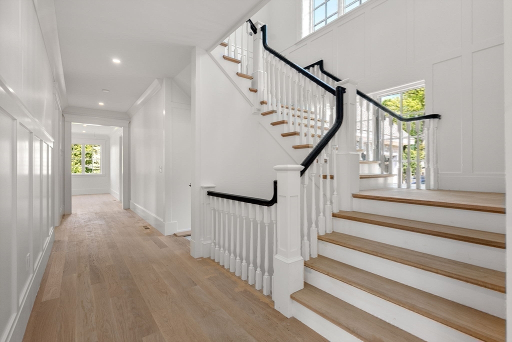 96 Love Lane Weston, MA 02493 - Photo 19 of 37