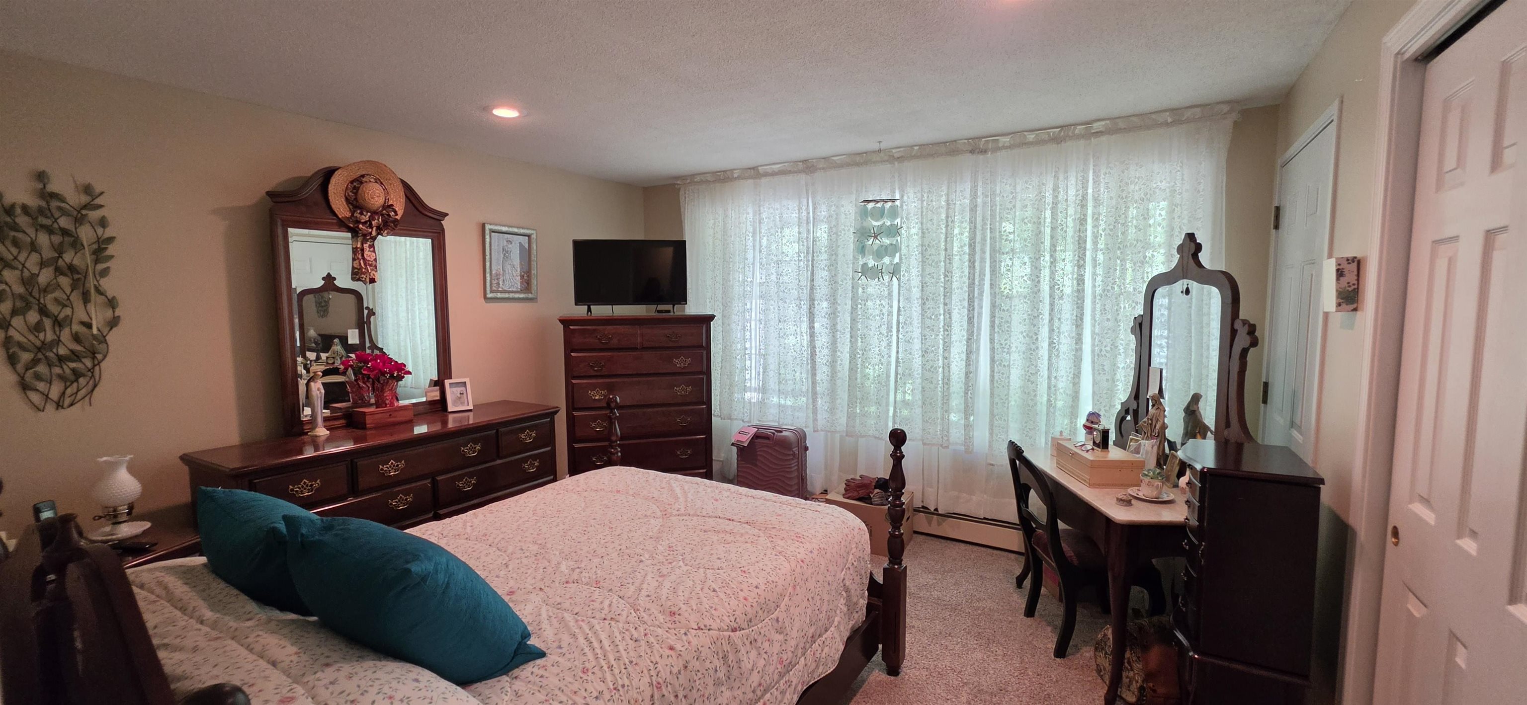 68 Woodland Green, Unit 68 Rochester, NH 03868 - Photo 20 of 45