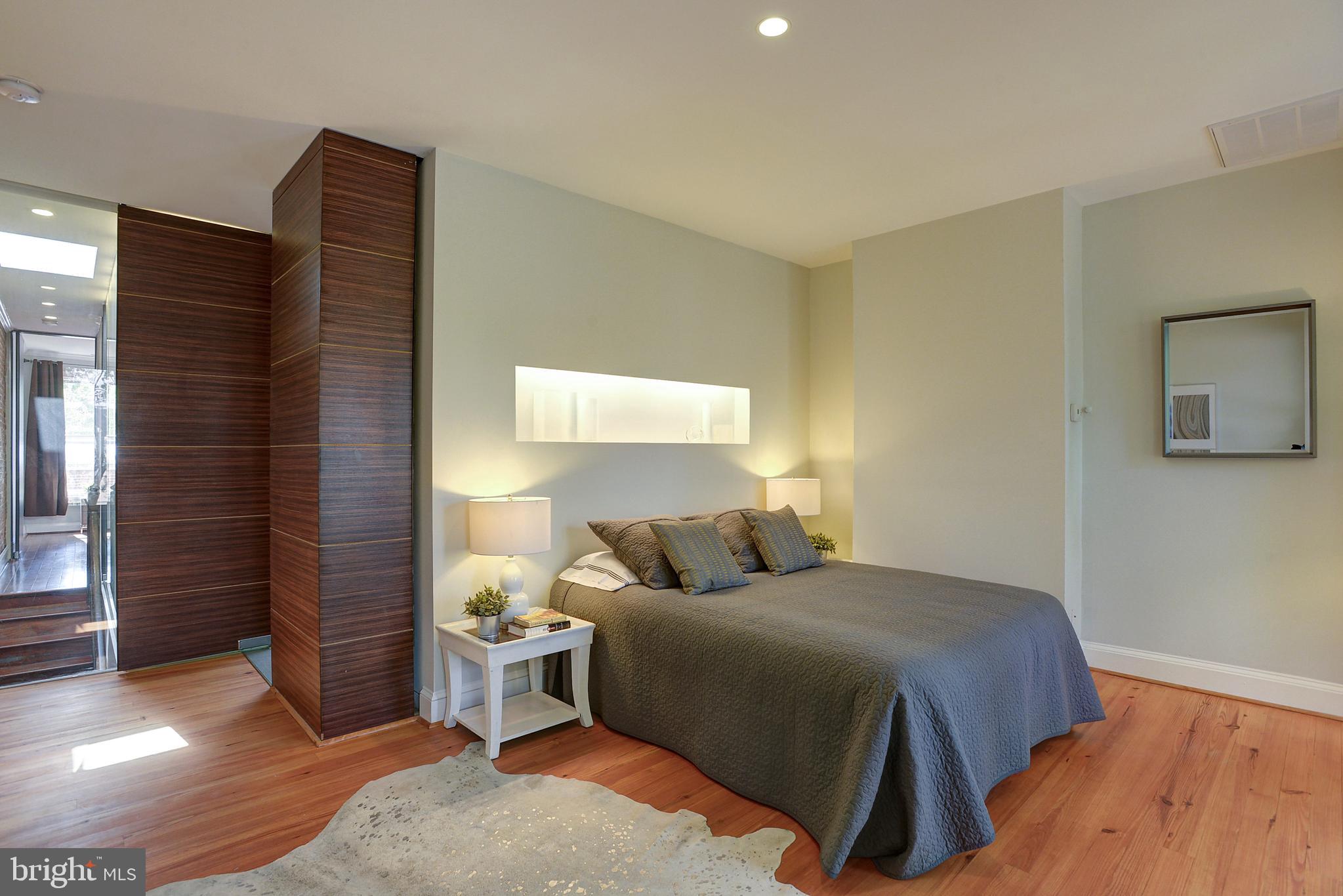 654 9th Street Northeast Washington, DC 20002 - Photo 12 of 33