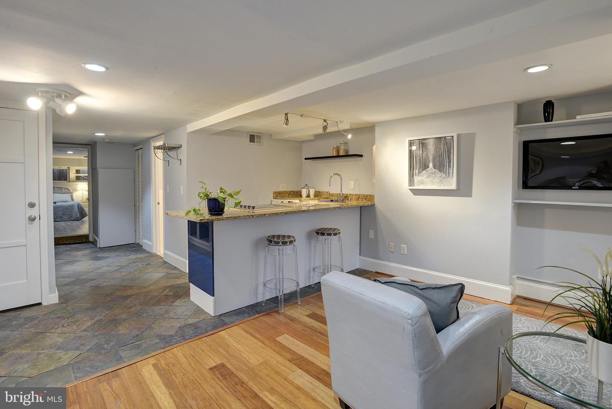 654 9th Street Northeast Washington, DC 20002 - Photo 14 of 33