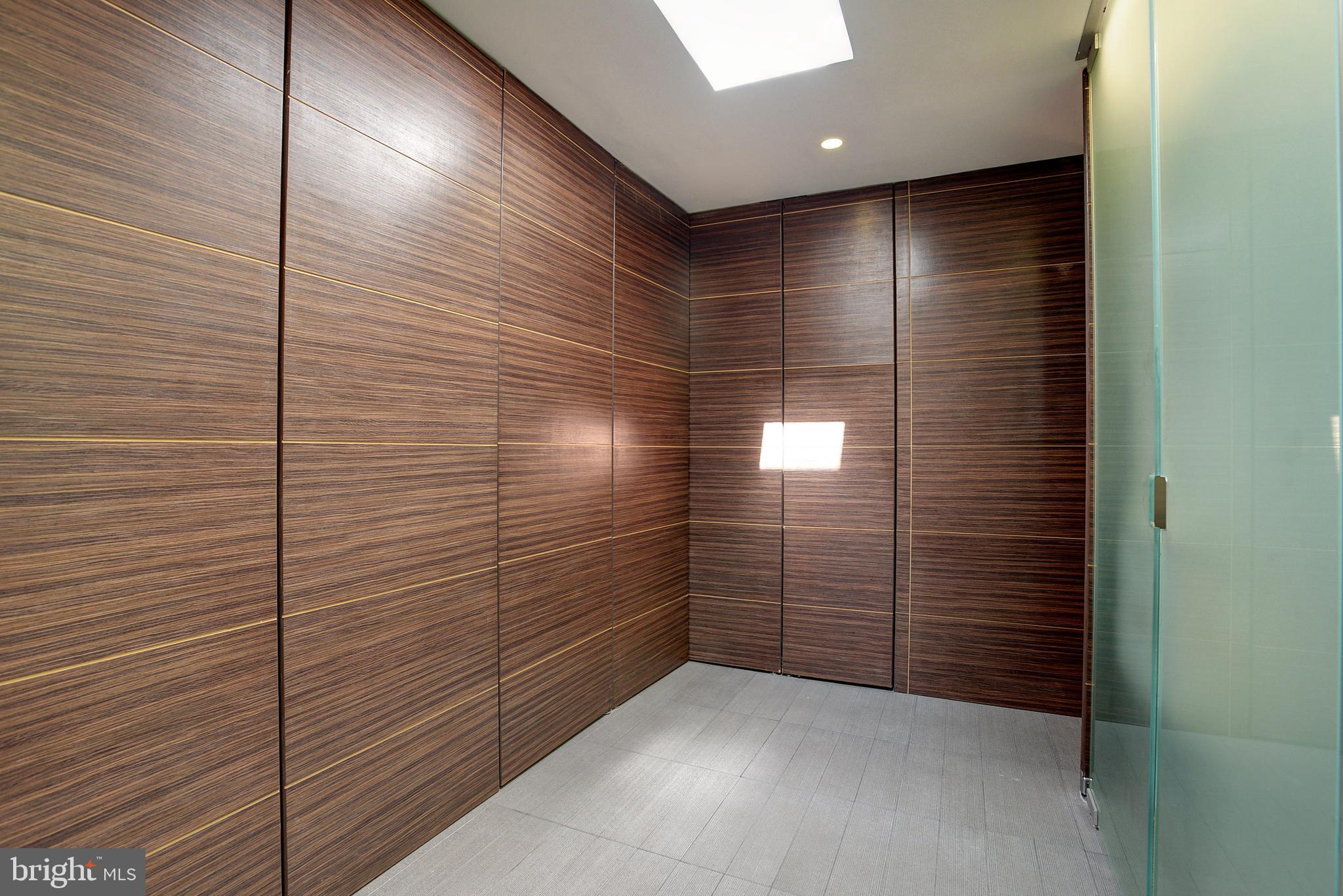 654 9th Street Northeast Washington, DC 20002 - Photo 27 of 33