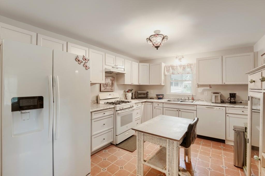 615 Spring Street Villa Rica, GA 30180 - Photo 11 of 29 Gallery Image 11