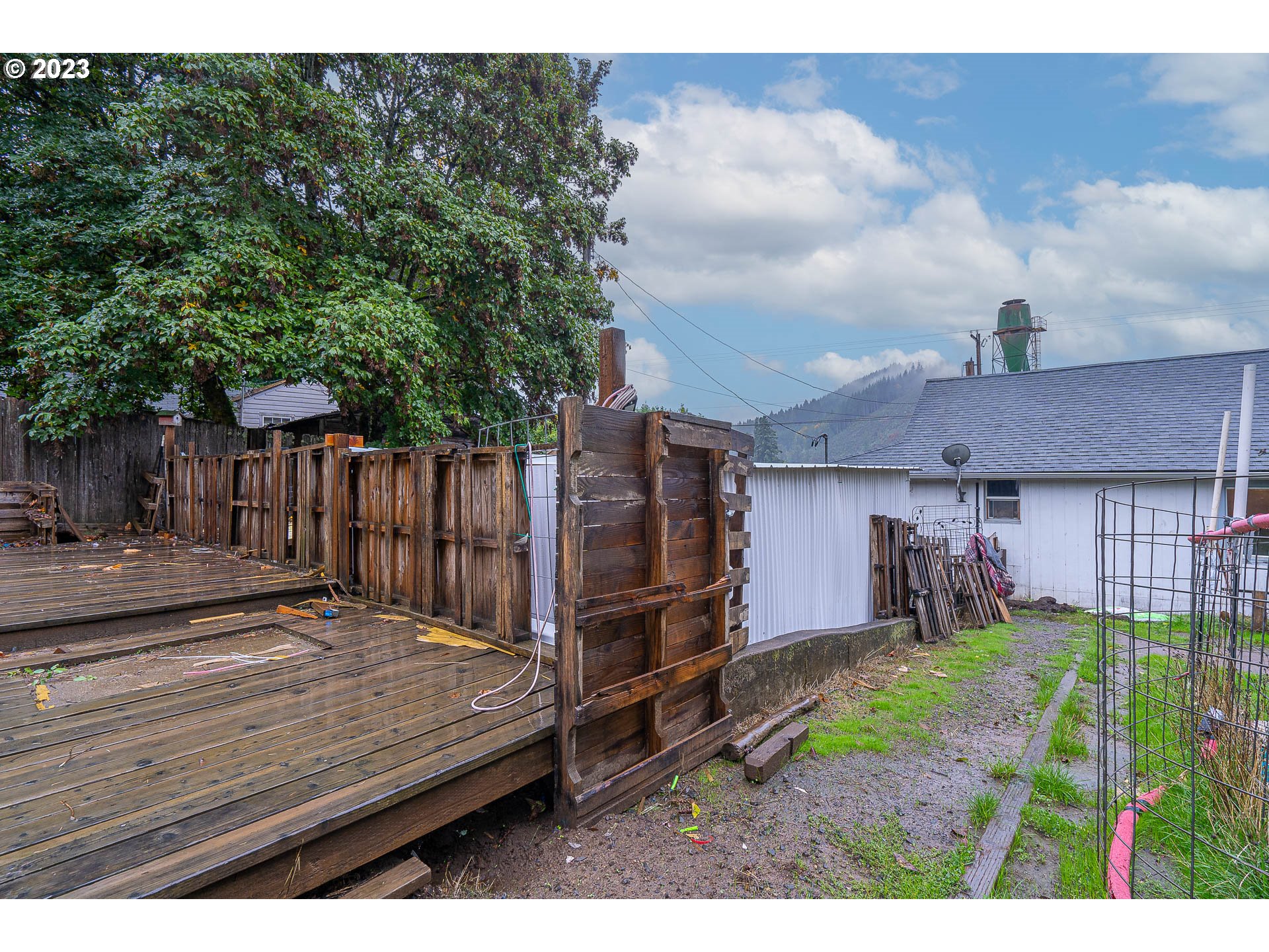 22607 Noti Loop Noti, OR 97461 - Photo 27 of 29