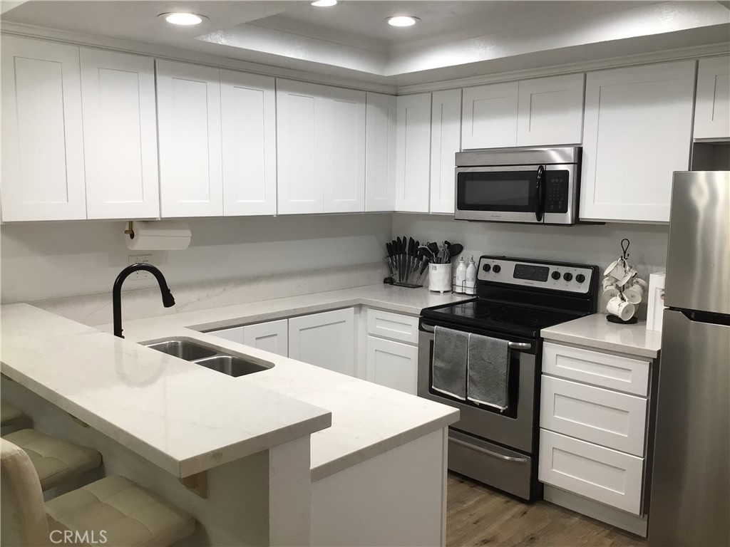 33 Aruba Street, Unit 217 Laguna Niguel, CA 92677 - Photo 2 of 19