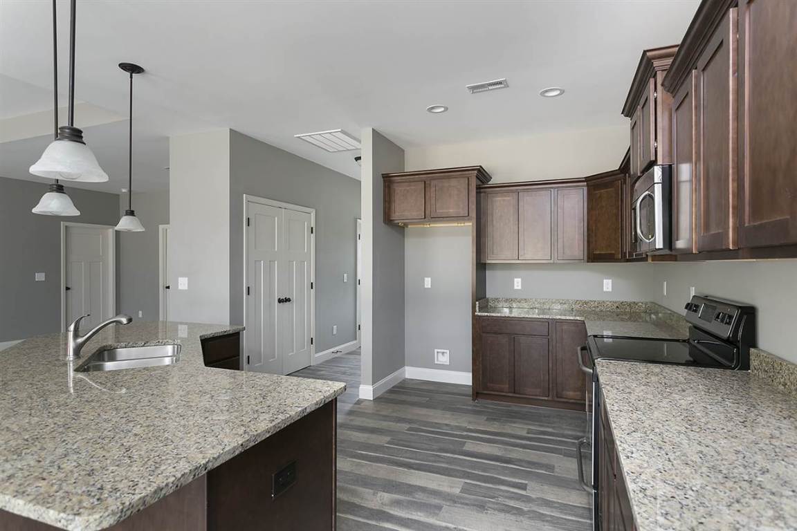 1301 State Rd S-42-770 Campobello, SC 29322 - Photo 12 of 28 Gallery Image 12