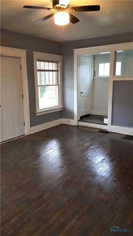 1738 Pilgrim Road Toledo, OH 43607 - Photo 4 of 26 Gallery Image 4