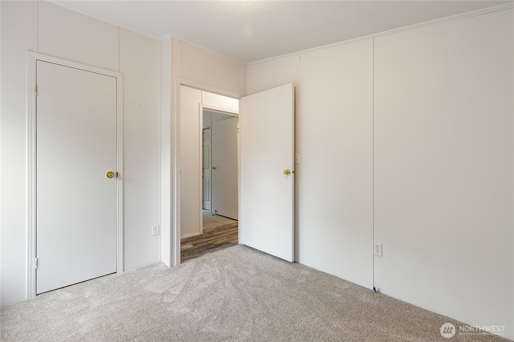 2350 Douglas Road, Unit 39 Ferndale, WA 98248 - Photo 20 of 35 a view of an empty room