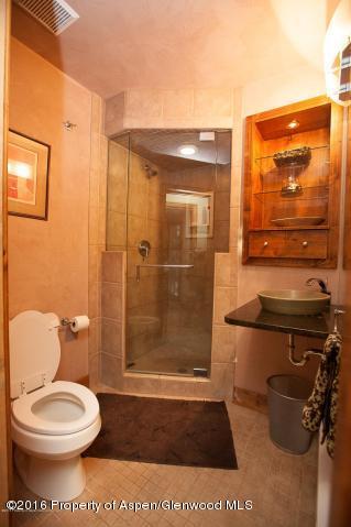 154 Meadow Ranch Road, Unit F1D Snowmass Village, CO 81615 - Photo 7 of 20 Bath on main level