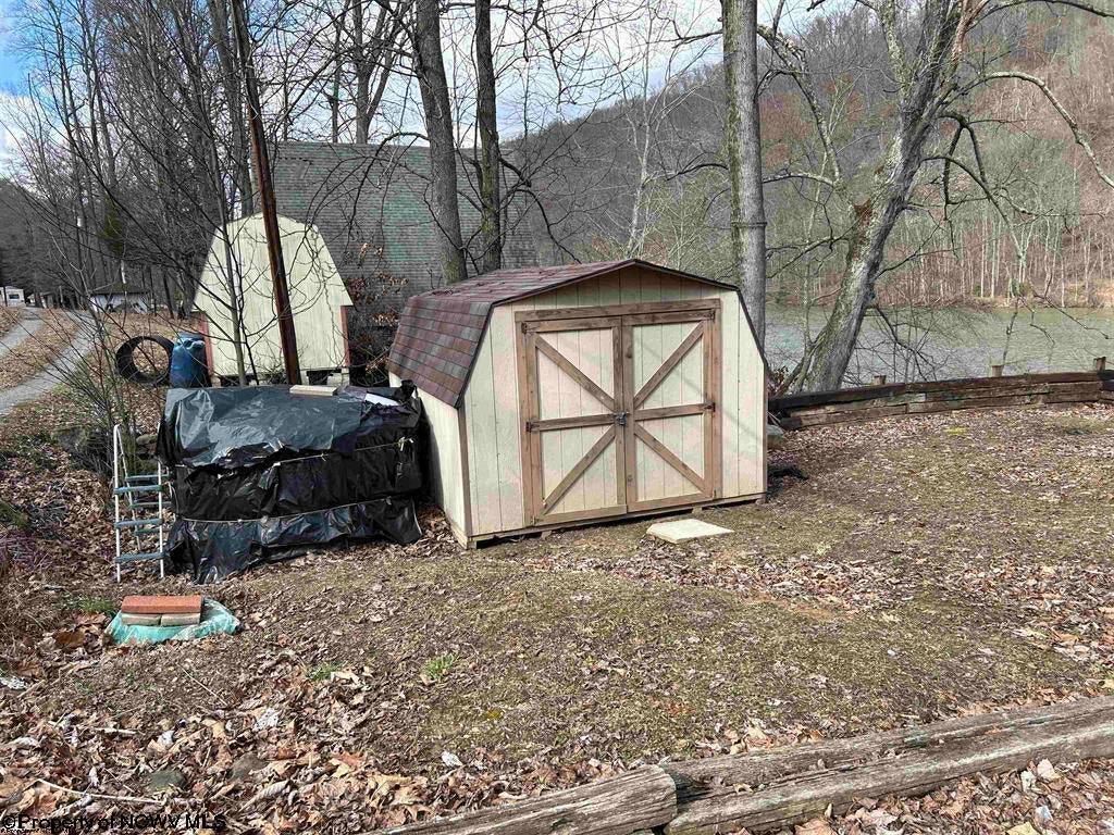 590 Old Lock 12 Road Morgantown, WV 26501 - Photo 30 of 31 Gallery Image 30