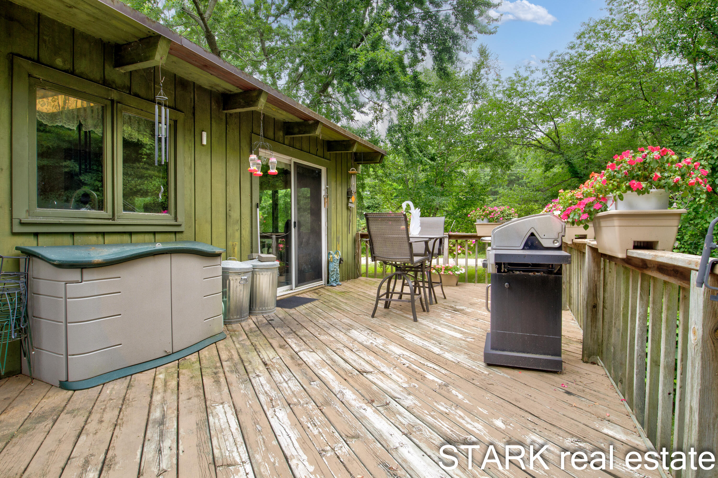 5106 Quarterline Road Muskegon, MI 49444 - Photo 39 of 47 Rob Stark 5106 S Quarterline Rd-40