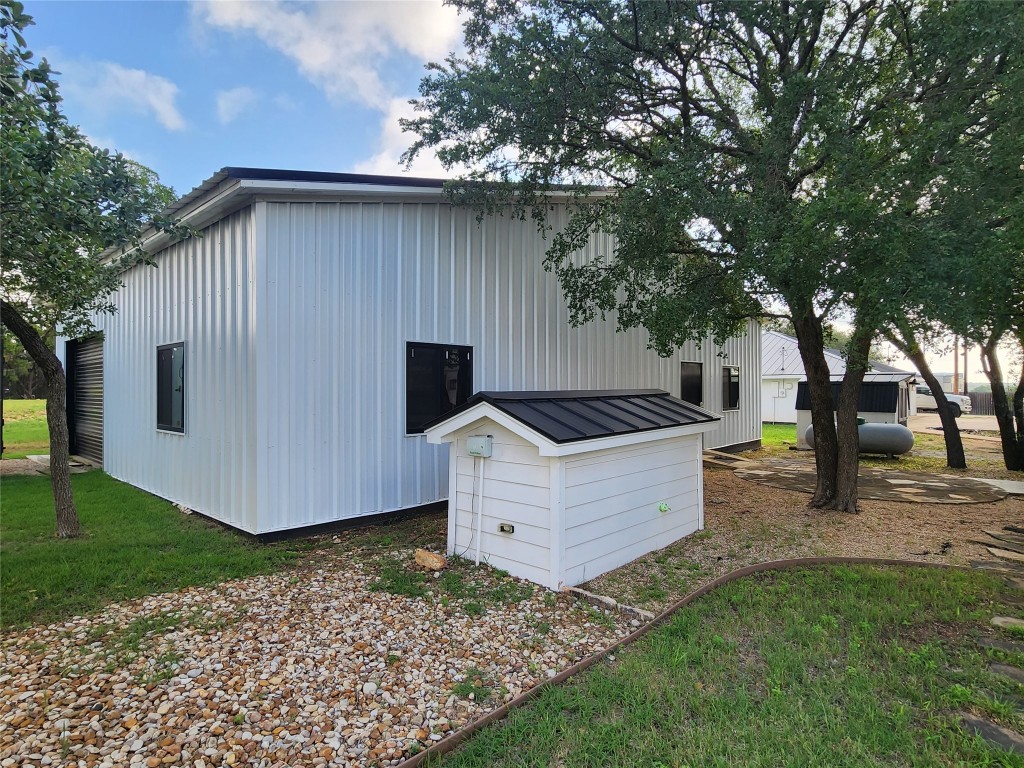 102 County Road 180 Leander, TX 78641 - Photo 7 of 26