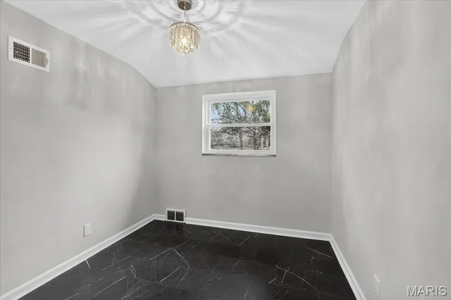 $209,900 | 1331 Norchester Drive, Moline Acres, MO 63137