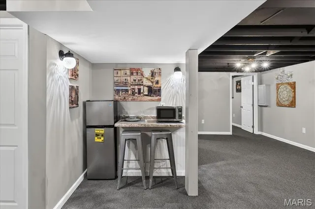 $209,900 | 1331 Norchester Drive, Moline Acres, MO 63137