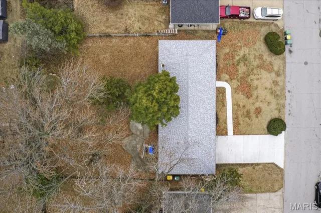 $209,900 | 1331 Norchester Drive, Moline Acres, MO 63137