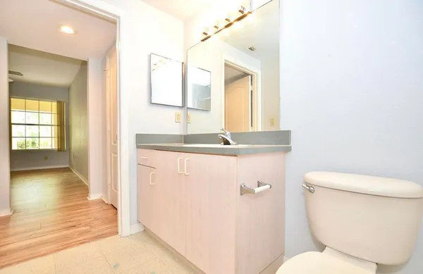 $1,600 | 114 Southwest Peacock Boulevard, Unit 8105, Port St. Lucie, FL 34986