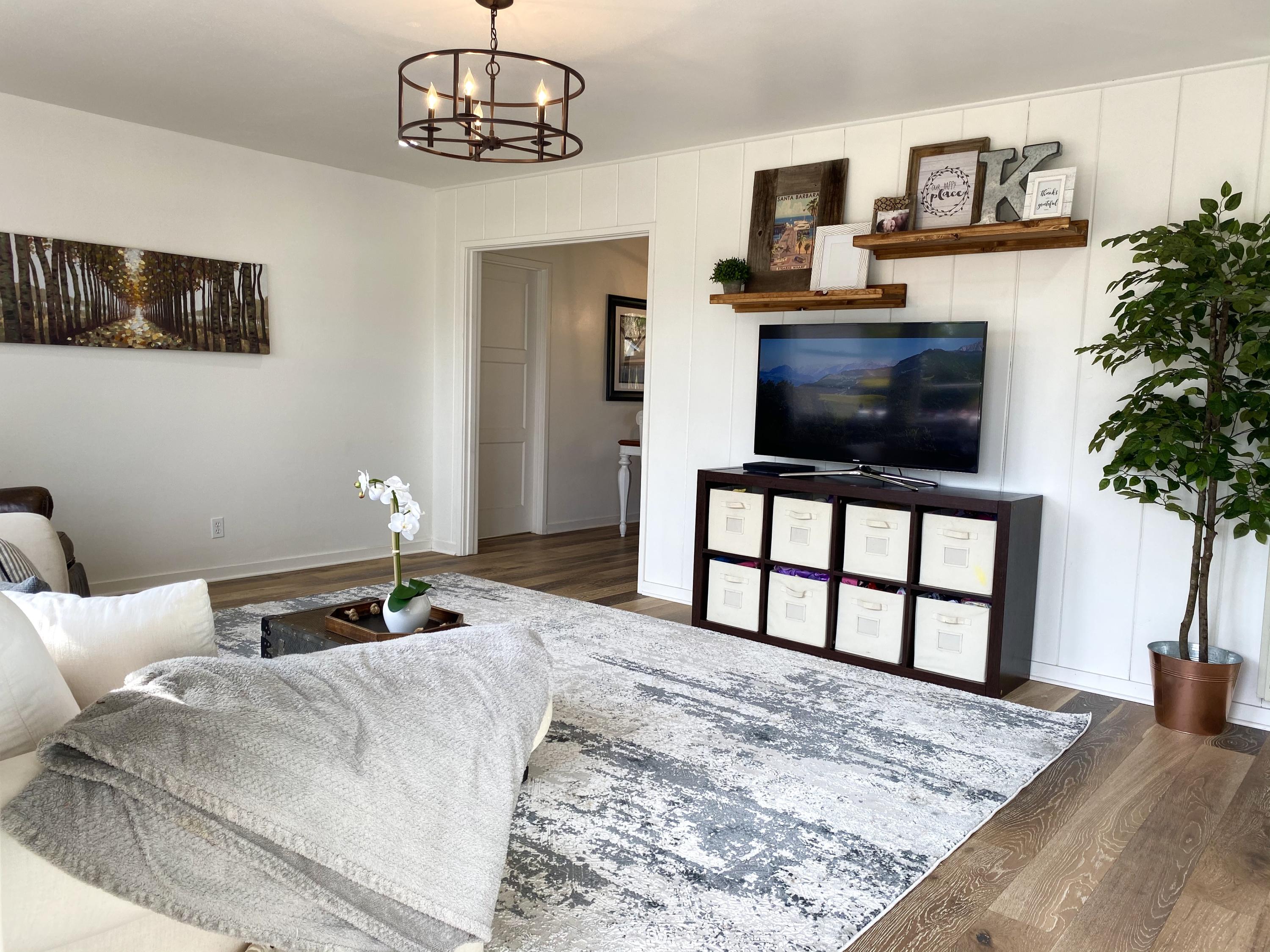 3048 Paseo Tranquillo Santa Barbara, CA 93105 - Photo 4 of 19 a living room with furniture and a flat screen tv