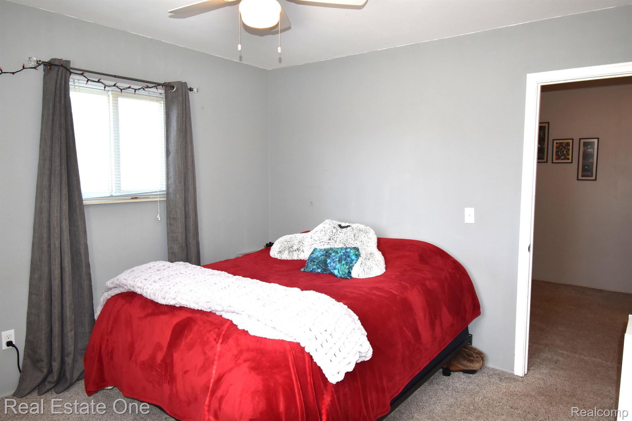 6051 Rocking Chair Road Grand Blanc, MI 48439 - Photo 21 of 43 Bedroom 1