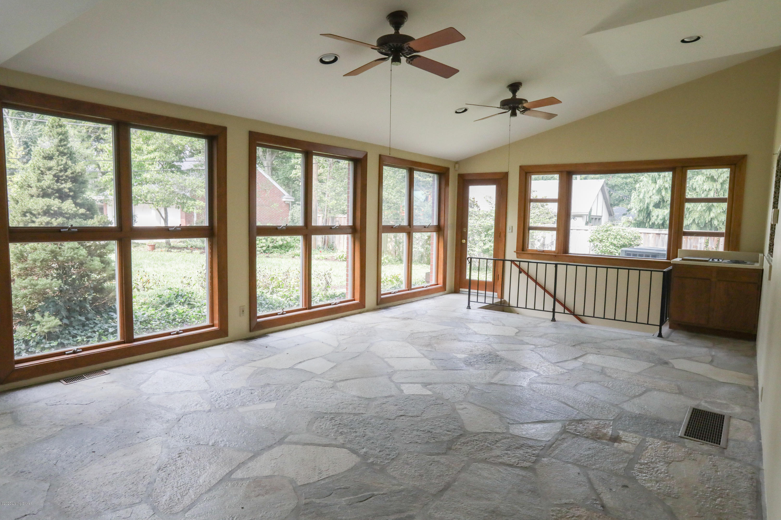 1740 Sulgrave Road Louisville, KY 40205 - Photo 20 of 33 sulgrave159