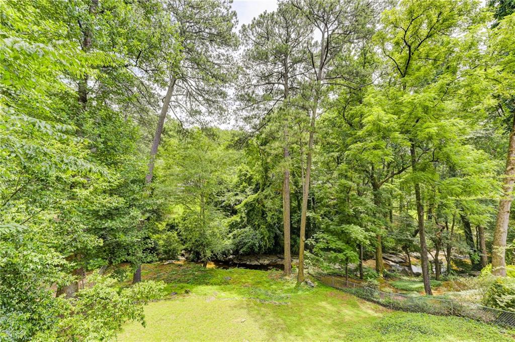 2423 Woodacres Road Northeast Atlanta, GA 30345 - Photo 2 of 39