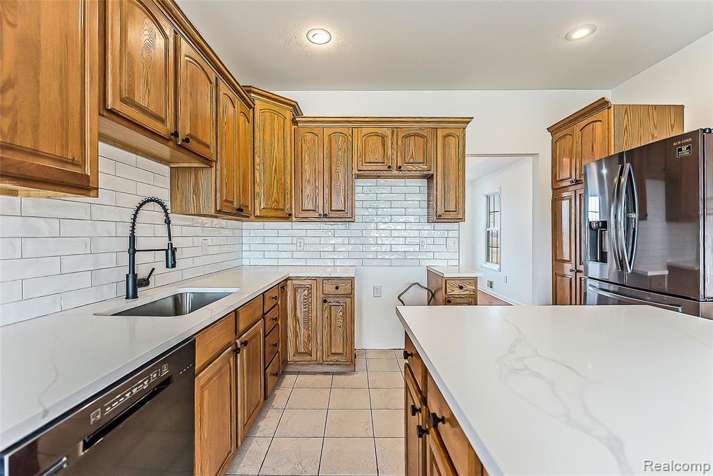 2611 Toben Road Carleton, MI 48117 - Photo 18 of 67