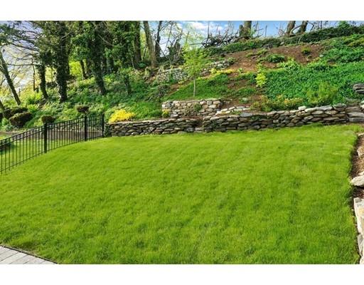 90 Stoneleigh Road Watertown, MA 02472 - Photo 22 of 25