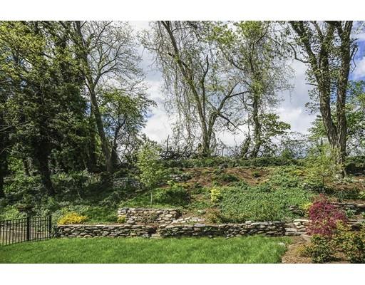 90 Stoneleigh Road Watertown, MA 02472 - Photo 23 of 25