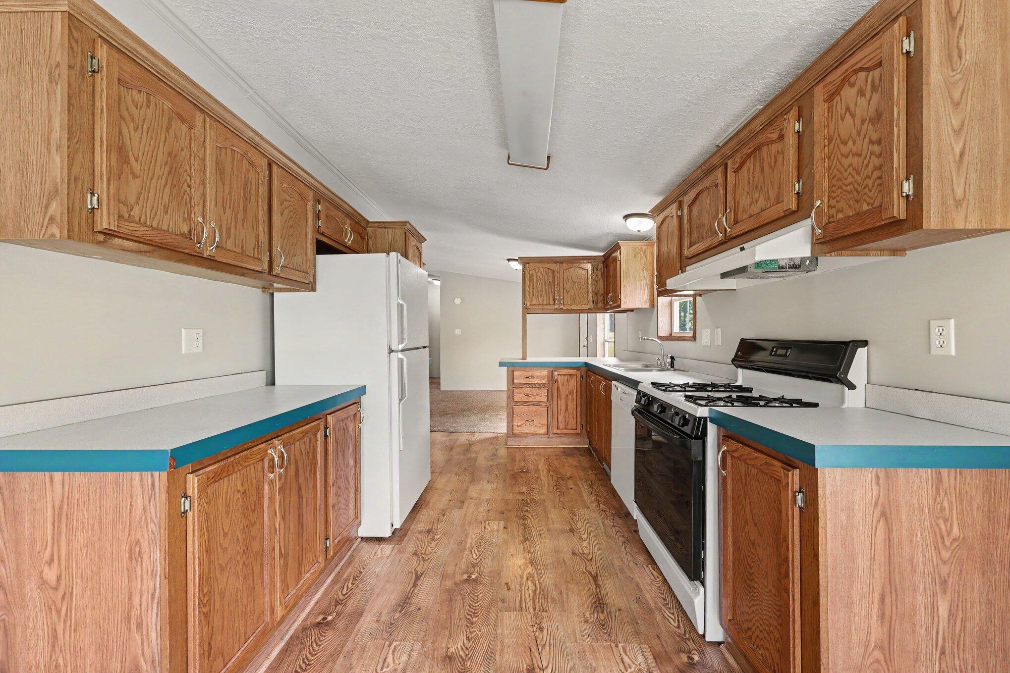4794 Seymour Road Jackson, MI 49201 - Photo 10 of 48 005_file_9617