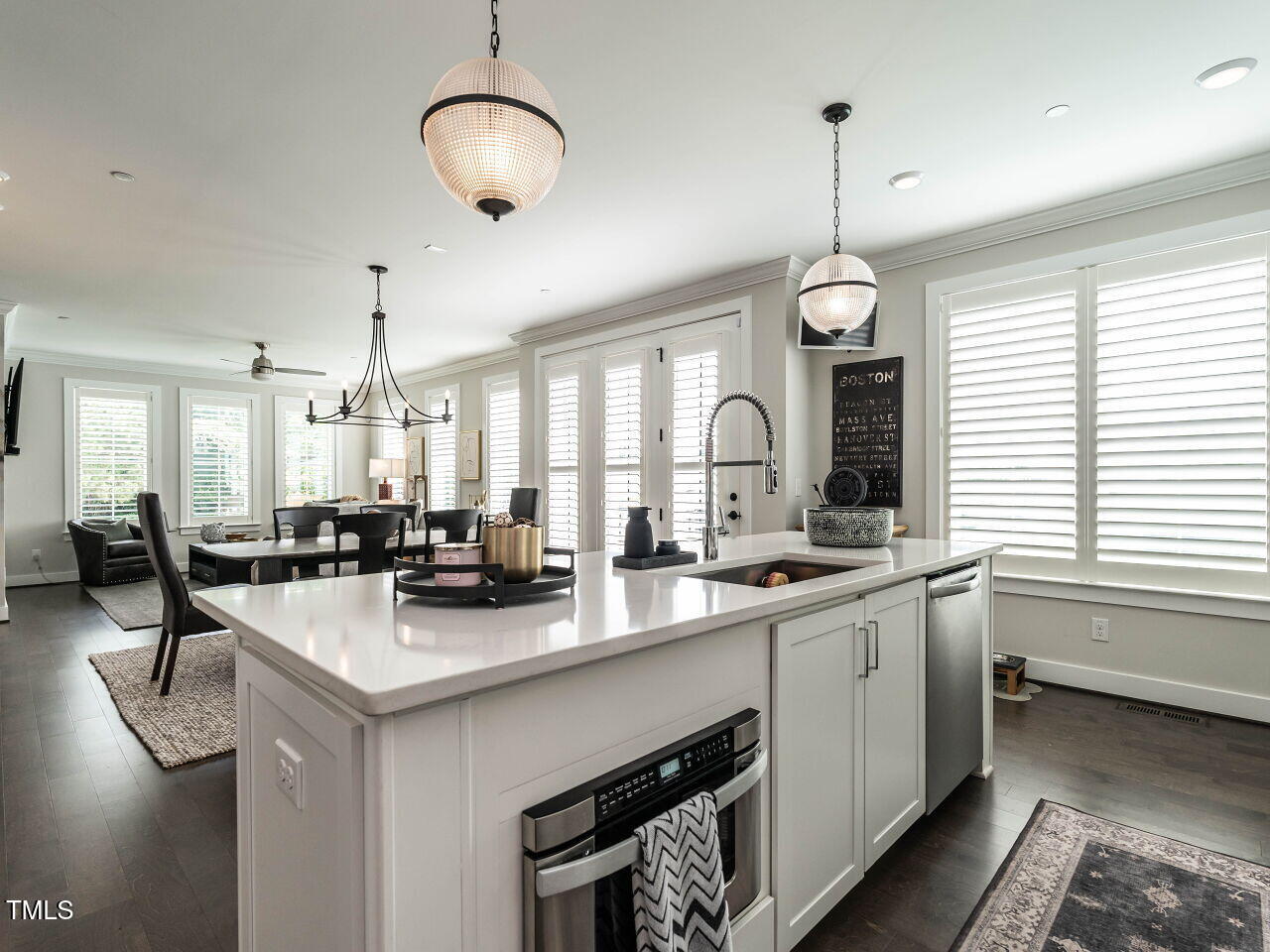 1610 Draper View Loop, Unit 101 Raleigh, NC 27608 - Photo 14 of 35 016-1280x960-kitchen