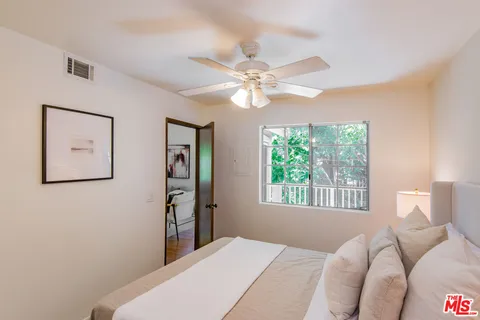 $395,000 | 7025 Glade Avenue, Unit 24, Canoga Park, CA 91303